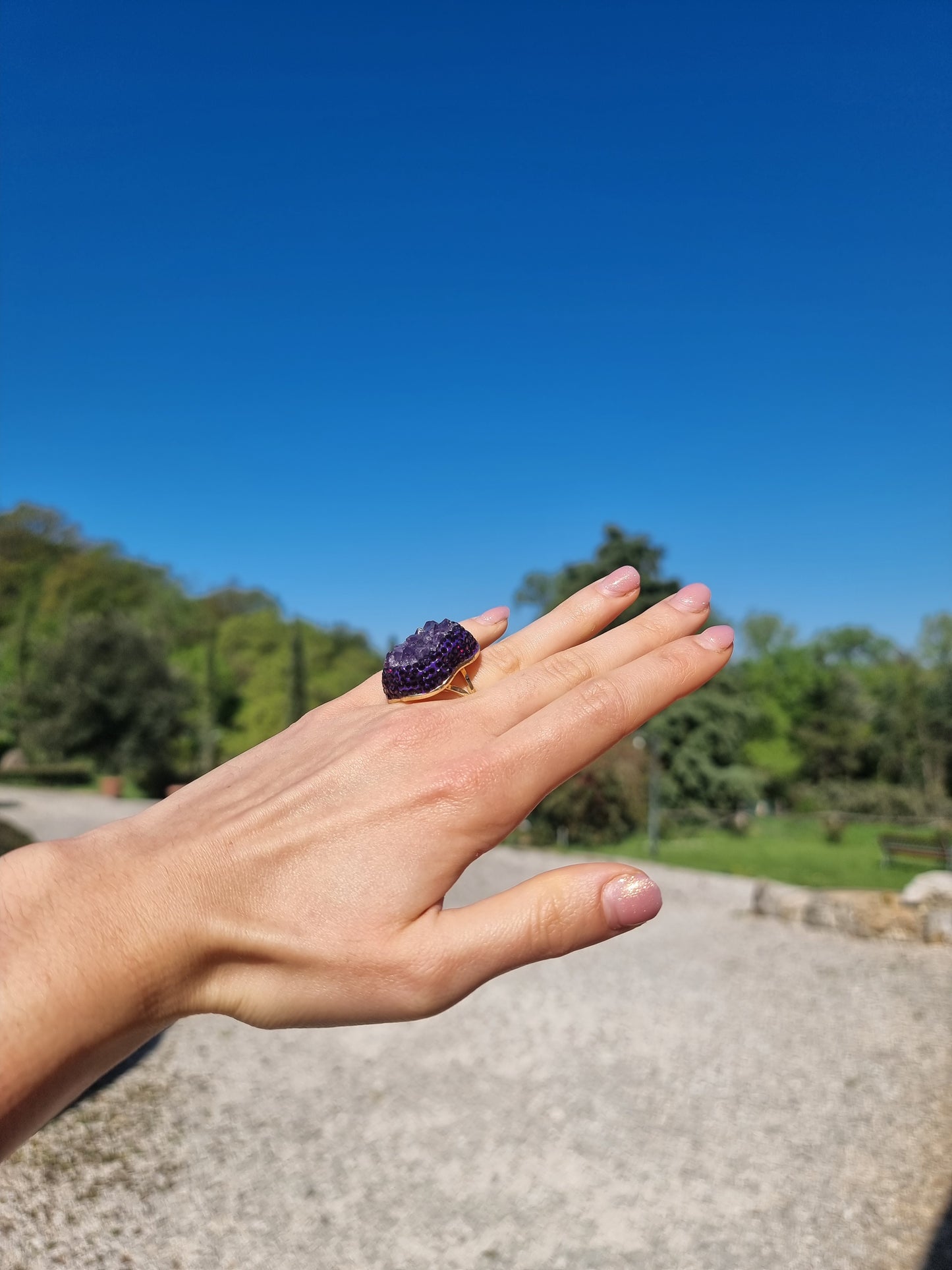 Anello Cluster di Ametista Grezza