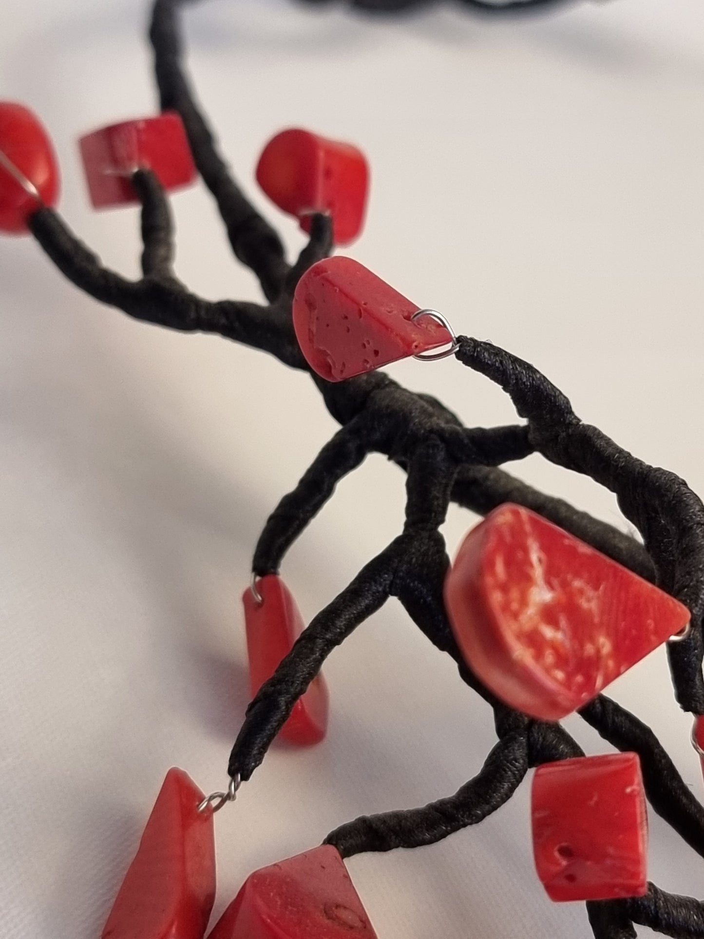 Collana Floreale Rose di Corallo Rosso